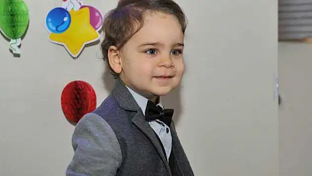 5 yaşında kanserden öldü