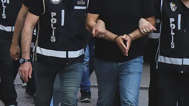 50 ilde nitelikli dolandırıcılık ve mali suç örgütlerine yönelik eş zamanlı 'Girdap Operasyonu' başlatıldı
