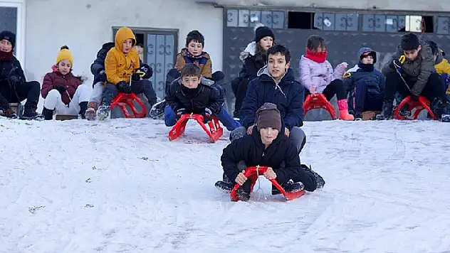51 il ve bazı ilçelerinde eğitime ara verildi
