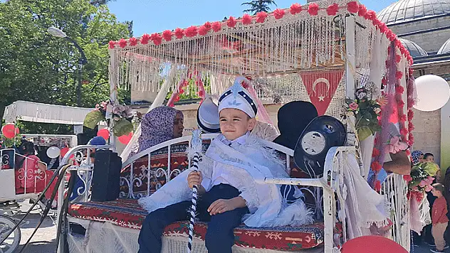 529 yıllık sünnet geleneği Karaman'da yaşatıldı