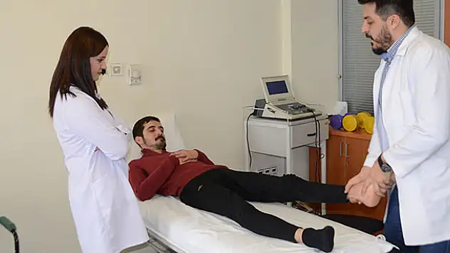6 ay süren fizik tedavi ile yeniden yürümeye başladı