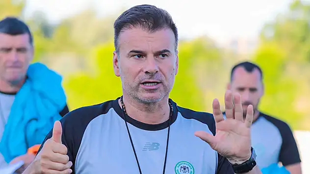 6 ile 10 numara ve forvet ihtiyacı var