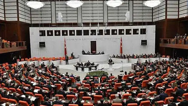6 milletvekili yemin etmedi