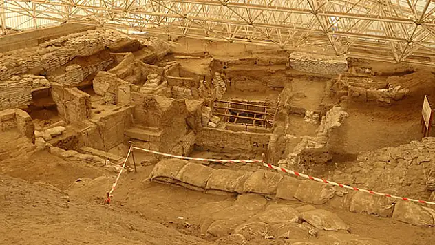 60 yıldır süren Çatalhöyük kazısı başkanlığına ilk defa Türk bilim insanı getirildi