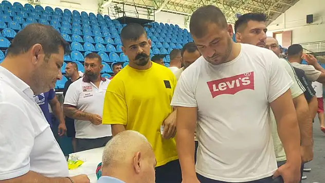 663. Tarihi Kırkpınar Yağlı Güreşleri'ne 832 pehlivan kayıt yaptırdı
