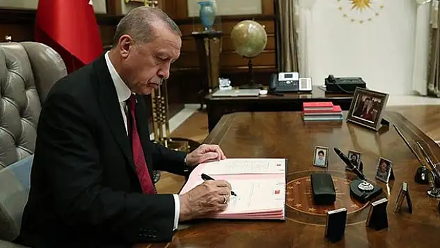 7 bakanlık ile bazı kurumlara ilişkin atama kararları Resmi Gazete'de