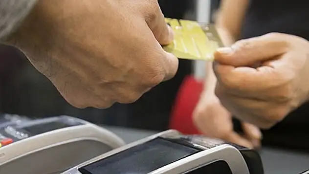 7 bin lirayı aşan ödemelerde finansal kuruluşları kullanma zorunluluğu yürürlüğe girdi