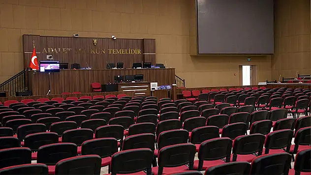72 kişiye mezar olan sitenin müteahhidi: İnşaatla alakam yok, galericiyim

