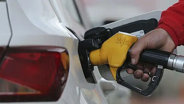 8 Haziran 2022'de mazotun litresi 1 lira 93 kuruş zamlanacak! Konya'da motorinin litre fiyatı 28 liranın üzerine çıkacak
