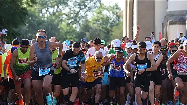 8. Uluslararası Edirne Maratonu koşuldu
