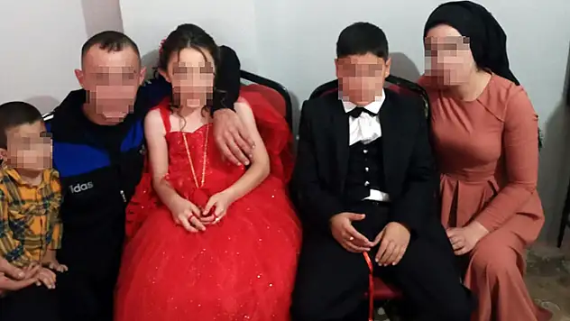 8 yaşındaki kızla 9 yaşındaki erkek çocuğu nişanladılar! Çocukların dedesi: Beşik kertmesi yapmıştık
