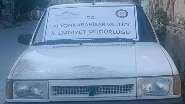 80 ayrı suç kaydı bulunan şahıs çaldığı otomobille yakalandı
