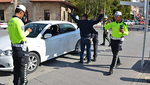 81 ilde eş zamanlı 'Türkiye Güven Huzur 6' uygulaması