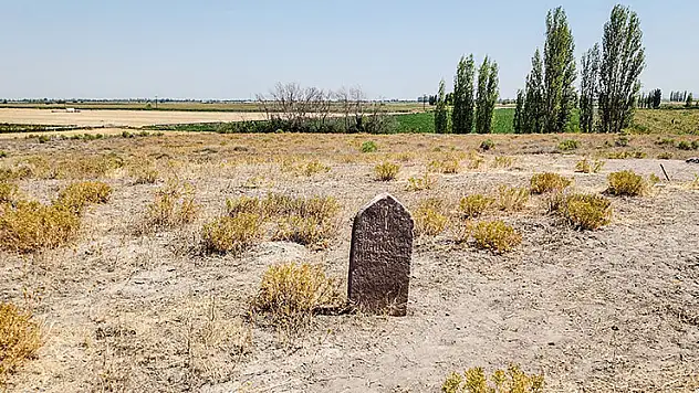 92 yıl önce köy mezarı yerine Çatalhöyük'e gömülen Güllü Ayşa'nın öyküsü