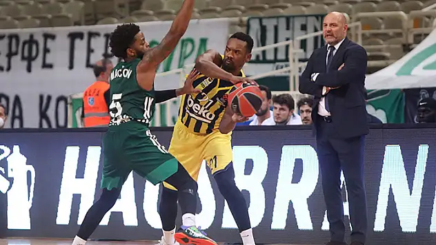 A. Efes ve Fenerbahçe deplasmanda