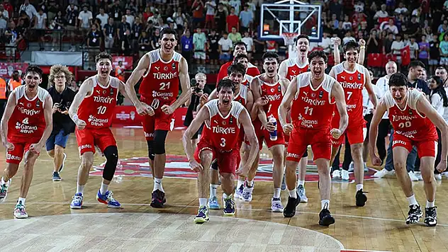 A Milli Basketbol Takımı, Avrupa Şampiyonası'nda parkeye çıkıyor
