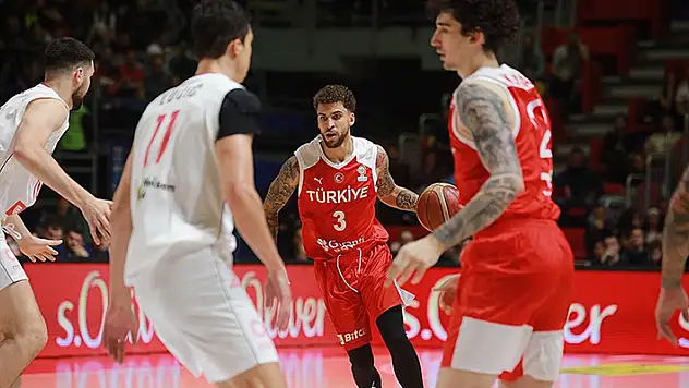 A Milli Erkek Basketbol Takımı, FIBA 2023 Dünya Kupası'na katılma şansını yitirdi
