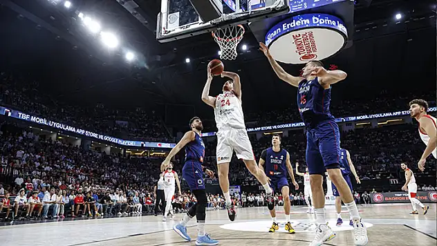 A Milli Erkek Basketbol Takımı Sırbistan'a 79-72 mağlup oldu
