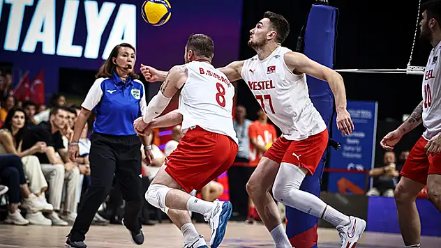 A Milli Erkek Voleybol Takımı, Fransa'ya mağlup oldu
