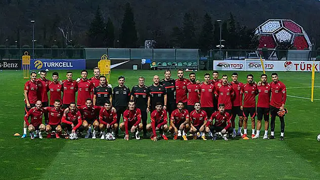 A Milli Futbol Takımı, Almanya maçı hazırlıklarına başladı