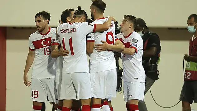 A Milli Futbol Takımı, Cebelitarık deplasmanında ikinci yarıda bulduğu gollerle kazandı
