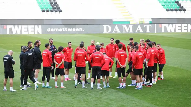 A Milli Futbol Takımı, Letonya maçına hazır
