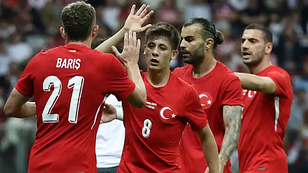 A Milli Futbol Takımı'ndan FIFA sıralamasında tarihi yükseliş

