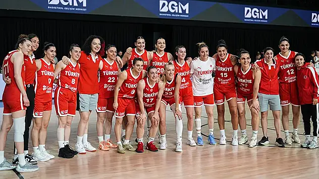 A Milli Kadın Basketbol Takımı'ndan Litvanya galibiyeti sonrası 'İyi yoldayız' mesajı