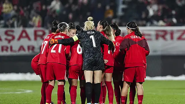 A Milli Kadın Futbol Takımı, UEFA Uluslar B Ligi'nde yarın İrlanda Cumhuriyeti'ni ağırlayacak