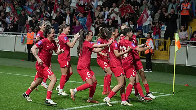 A Milli Kadın Futbol Takımı, yarın İsviçre'yi konuk edecek
