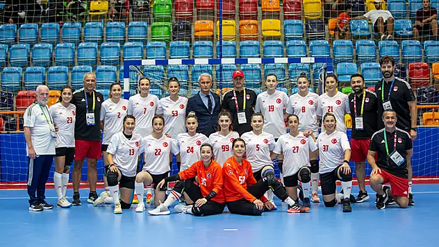 A Milli Kadın Hentbol Takımı, altın madalyanın sahibi oldu
