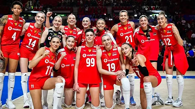 A Milli Kadın Voleybol Takımı, Brezilya'ya 3-0 yenildi
