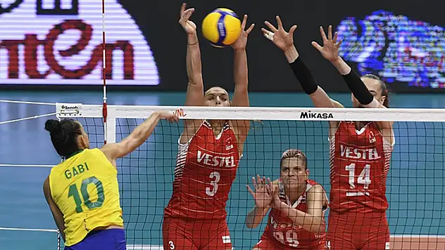 A Milli Kadın Voleybol Takımı, FIVB Milletler Ligi'ne yenilgiyle başladı
