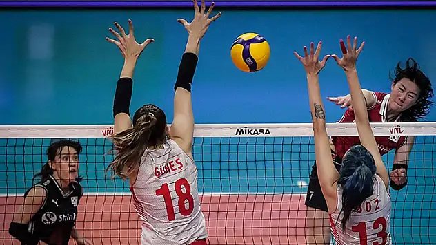 A Milli Kadın Voleybol Takımı Güney Kore'yi 3-1 mağlup etti
