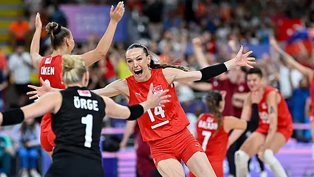 A Milli Kadın Voleybol Takımı'nın Paris 2024 çeyrek finalindeki rakibi Çin oldu
