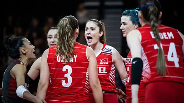 A Milli Kadın Voleybol Takımı Sırbistan'a yenildi