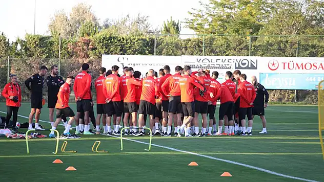 A Milli Takım, Letonya maçı hazırlıklarına Konya'da başladı
