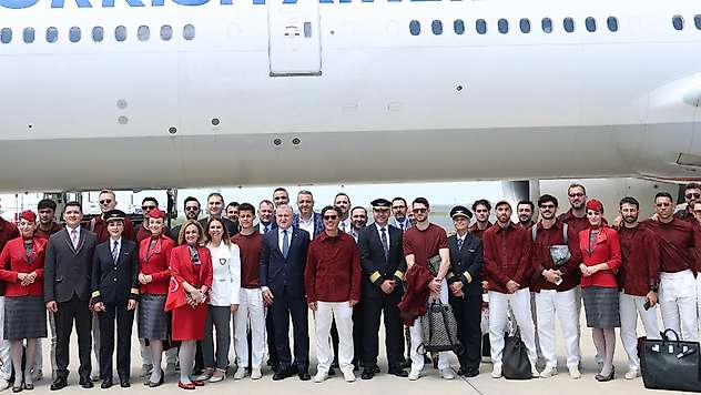 A Milliler, ABD'ye gitti
