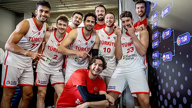 A Milliler adım adım madalyaya ilerliyor
