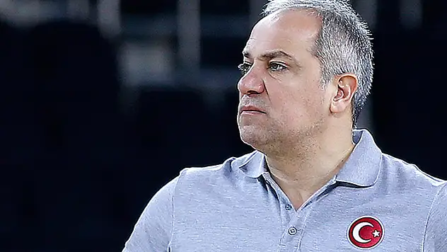 A Milliler, Ekrem Memnun'a emanet