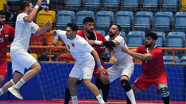 A Milliler Konya'da toplanıyor 