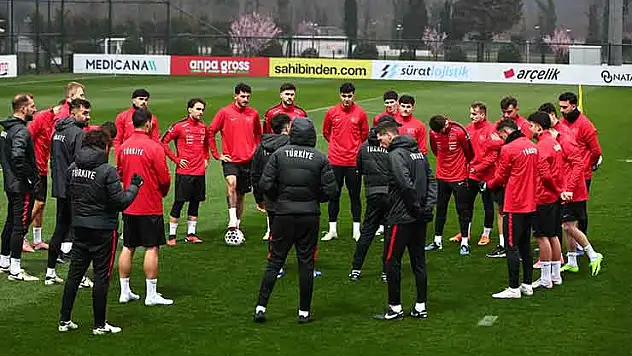 A Milliler, Romanya'ya hazırlanıyor