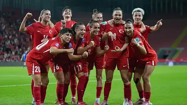 A Milliler'de sevinç hakim! Kıragası: Gurur duyuyorum