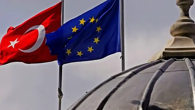 AB'den tartışma yaratacak rapor: Türkiye'ye vize muafiyeti terör riskini artırır