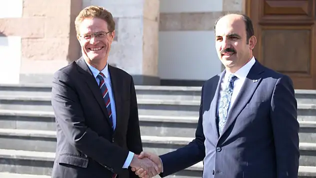 AB Türkiye Delegasyonu Başkanı Landrut, Şebiarus için Konya'ya geldi 