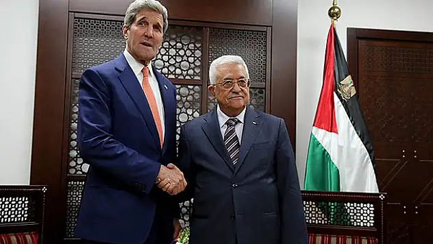 Abbas Kerry'e İsrail'in ihlallerini içeren 5 dosya teslim etti