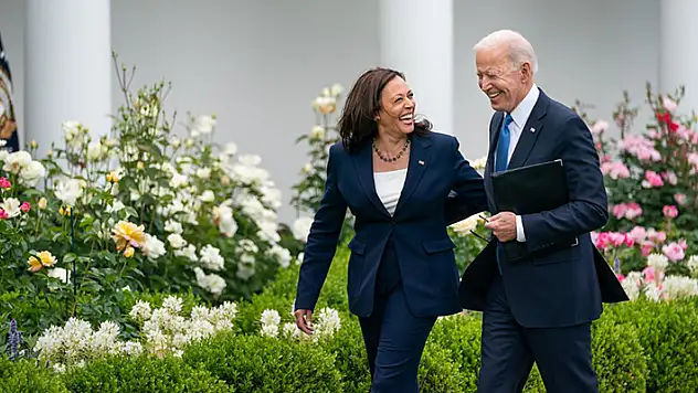 ABD Başkanı Biden, Harris'i aday gösterdi

