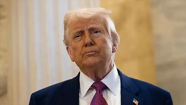 ABD Başkanı Trump, İran'ın Hark Adası'nı hedef aldıklarını açıkladı