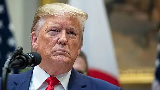 ABD'de korona kabusu: Trump görevden aldı!