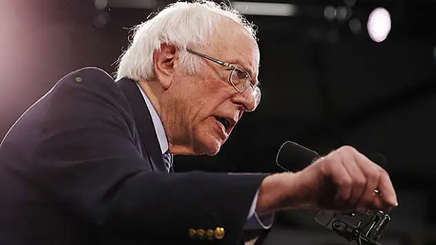 ABD'de New Hampshire'daki ön seçimleri Sanders kazandı
